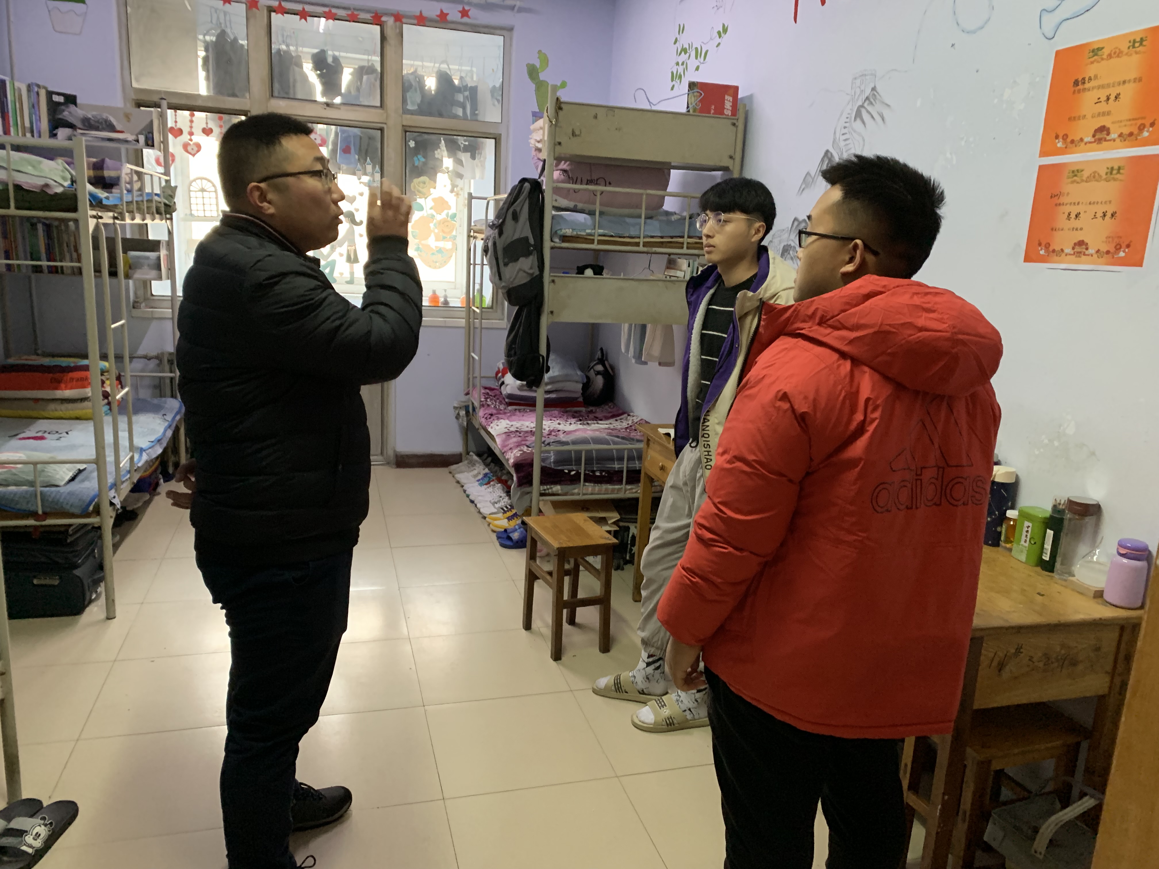 永利yl23411开展学期末学生宿舍安全卫生检查工作 (1).jpg 永利yl23411开展学期末学生宿舍安全卫生检查工作 (1).jpg